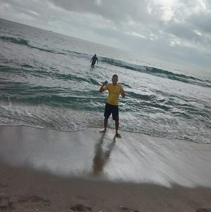 Meet your Posher, Jhon